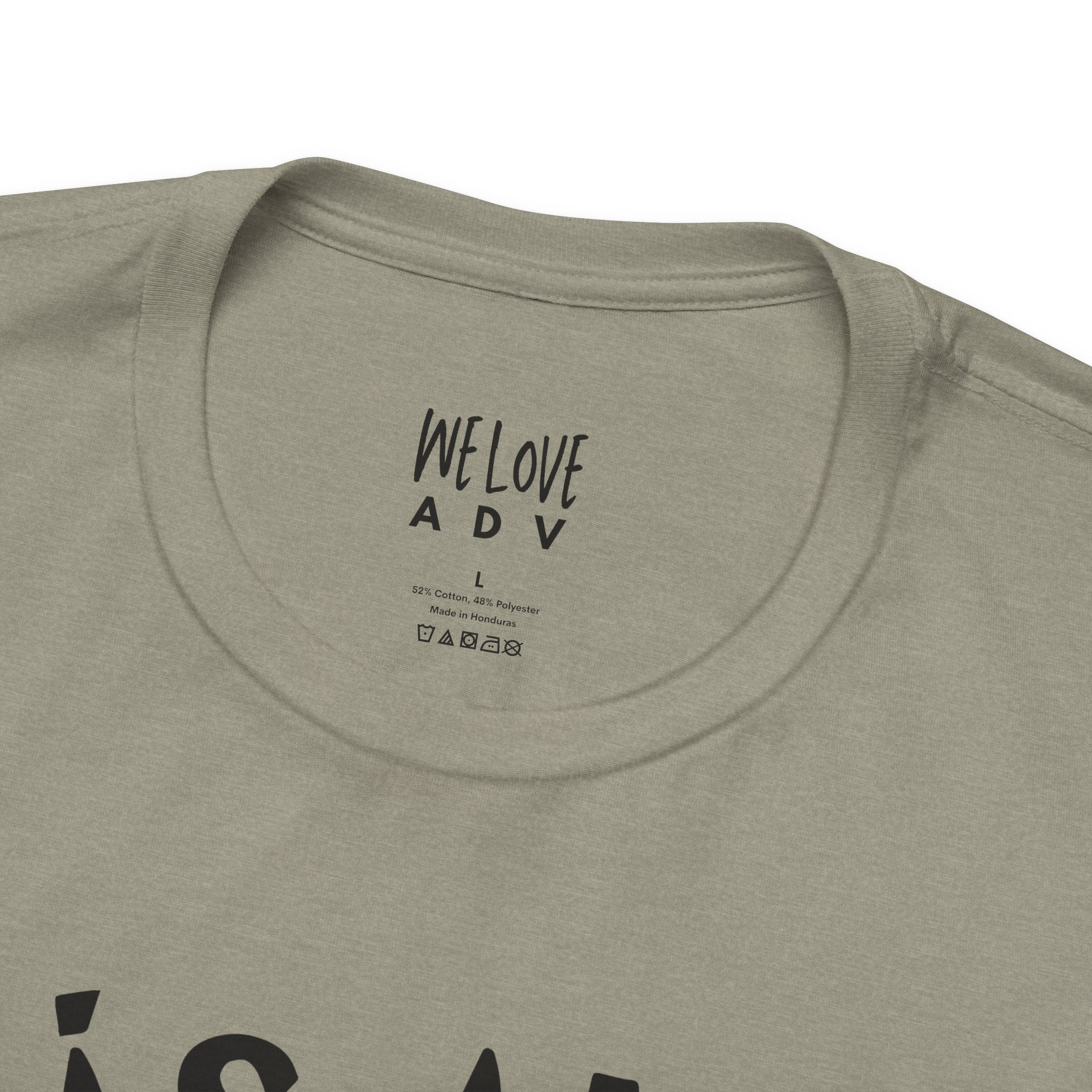 Más Amor, Por Favor Tee