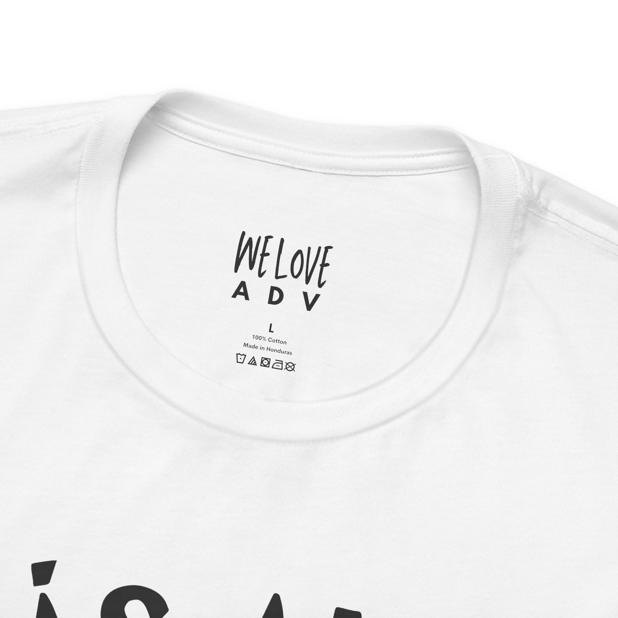 Más Amor, Por Favor Tee